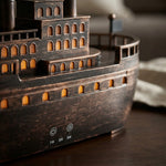 DIFUSOR DECORATIVO EN FORMA DE BARCO